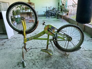 двухподвесный велосипед: Детский велосипед,в хорошем состоянии,но надо заменить шины