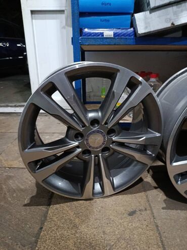 r16 disk 4 bolt: Б/у Диск Mercedes-Benz R 17, 5 Болтов