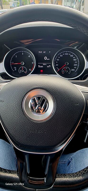 Volkswagen: Volkswagen Touran: 1.6 l | 2017 г — 11