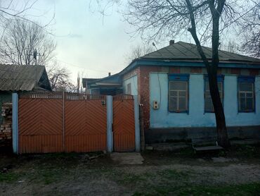 дом в селе ленинском: 54 м², 4 комнаты, Старый ремонт