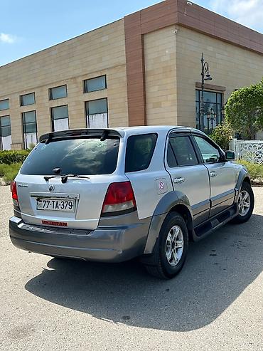 Kia: Kia Sorento: 2.5 l | 2004 il Ofrouder/SUV — 3