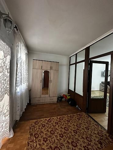 Продажа коттеджей и домов: 🏡 Продаётся уютный дом 📍 Адрес: г. Бишкек, село Восток, ул. Ленина — 9