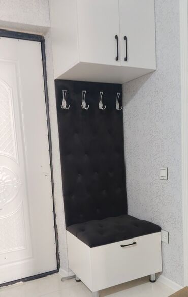 metbext stol stul: Az işlənmiş koridor şkafı