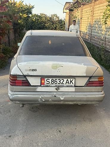мерс 124 бамперы: Mercedes-Benz 220: 1992 г., Механика, Седан — 3