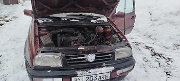 Volkswagen: Volkswagen Vento: 1993 г., Механика, Бензин, Седан — 2