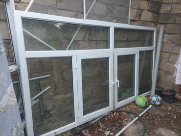 Plastik pəncərələr: PVC pəncərə-vitray blok - Material: ağ PVC profil, ikiqat şüşə — 4