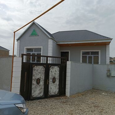 hz tagiyev qesebesinde heyet evi satilir: 3 otaqlı, 100 kv. m, Kredit yoxdur, Yeni təmirli