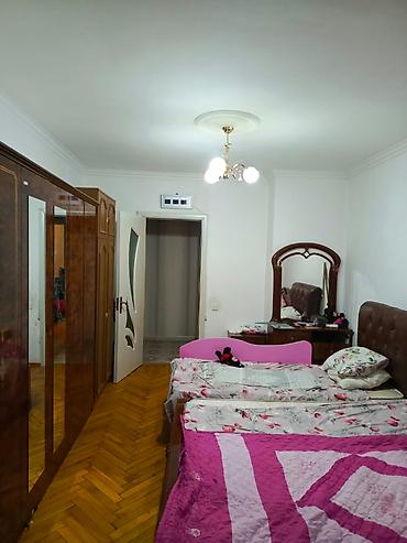 Mənzillər: Bakı, Yasamal, 3 otaqlı, Köhnə tikili, m. Elmlər Akademiyası, 110 kv. m — 8