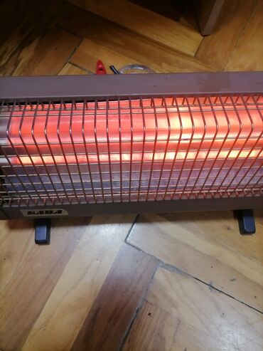 Kaloriferi: Grejalica Kvarcna mala FABA 1600w sa dva staklena grejača 
 Mirjevo — 4