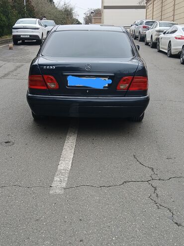 Mercedes-Benz: Mercedes-Benz E 230: 2.3 l | 1997 il Sedan -da lalafo.az — 13 Mercedes-Benz: Mercedes-Benz E 230: 2.3 l | 1997 il Sedan — 13