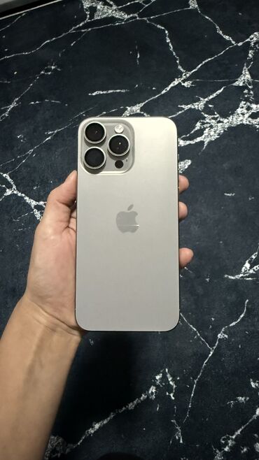 Apple iPhone: IPhone 15 Pro Max, Б/у, 256 ГБ, Графит, Коробка, 90 %