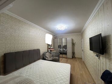 Köhnə tikili: Bakı, 8-ci mikrorayon, 4 otaqlı, Köhnə tikili, m. Azadlıq Prospekti, 100 kv. m — 8