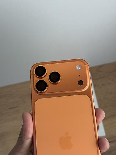 phone 5s: IPhone 17 Pro Max, Б/у, 512 ГБ, Оранжевый, Защитное стекло, Чехол, Кабель, 90 % — 4