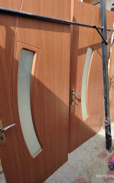 жалюзи на окна: İşlənmiş Otaq qapısı Şəbəkə ilə, Zəmanətsiz, Ünvandan götürmə