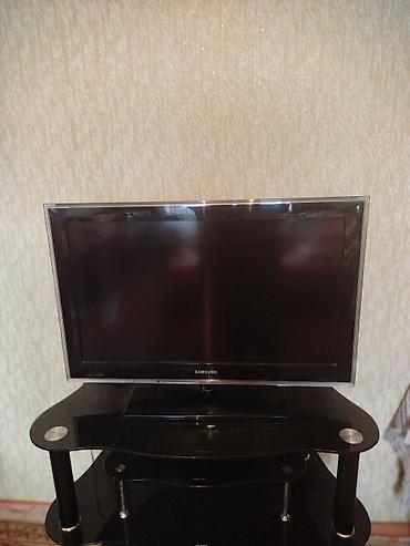televizor kransteyn: Samsung LCD televizor + şüşə TV stendi - Brend/model: Samsung (LCD — 2