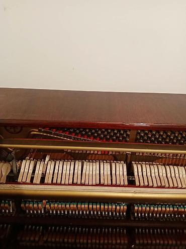 куплю пианино бу: Upright piano – aqaq marka (korpusda loqo görünür) - Korpus: qəhvəyi — 6