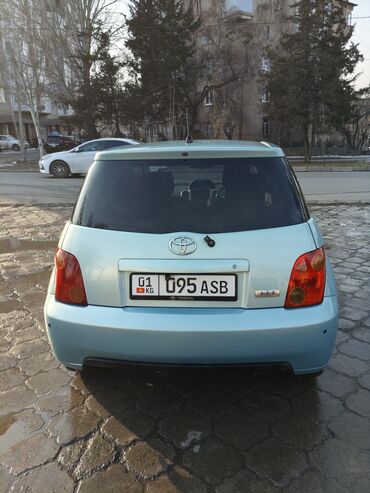 тойота aygo: Toyota ist: 2003 г., 1.3 л, Автомат, Бензин, Хэтчбэк