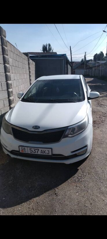 Kia: Kia Rio: 2016 г., 1.4 л, Механика, Бензин, Седан