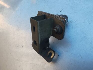 Auto delovi: Brava zadnje haube Lada 2103,2106 br.3. Polovno, ocuvano. Kompletna — 11