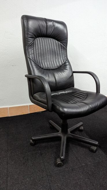 складной кресло: Кресло руководителя, Офисное, Б/у