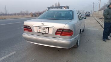 Mercedes-Benz: Mercedes-Benz E-Class: 2000 г., 2 л, Механика, Бензин, Седан — 5