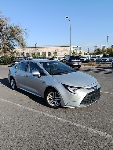 corolla 2016: Toyota Levin: 2020 г., 1.8 л, Вариатор, Гибрид, Седан — 2