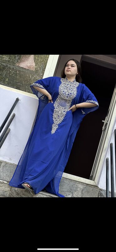 голубое платье: Сдаются на прокат шикарные абайки (платье) на три дня - (так же на