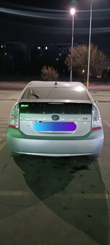 в рассрочку машину: Toyota Prius: 2011 г., 1.8 л, Автомат, Гибрид, Хетчбек