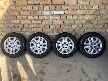 bmw 35: Колеса в сборе 195 / 65 / R 15, Зима, Б/у, Комплект, Легковые, Железные, отверстий - 5 — 1