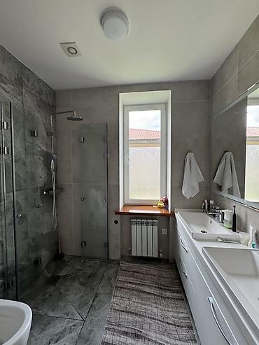 4: 136 м², 4 комнаты — 9