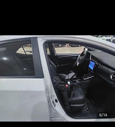 Toyota: Toyota Corolla: 2020 г., 1.8 л, Вариатор, Гибрид, Седан — 20