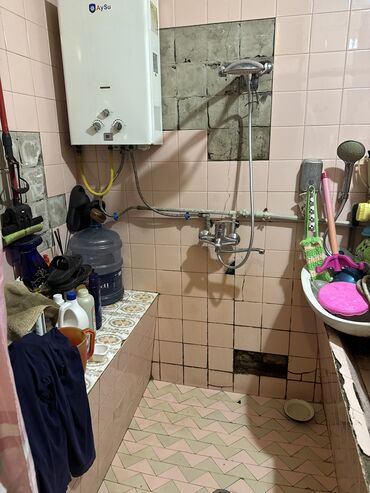 Köhnə tikili: Bakı, Həzi Aslanov qəs., 2 otaqlı, Köhnə tikili, m. Həzi Aslanov, 60 kv. m — 5