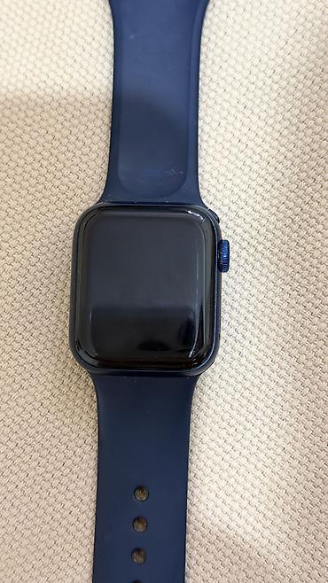 Apple Watch: Apple Watch Series 6 
40мм.В идеальном состоянии.Торг есть — 3
