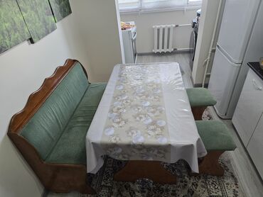 Стулья для кухни: Стул для кухни, Б/у, Дерево, цвет - Зеленый