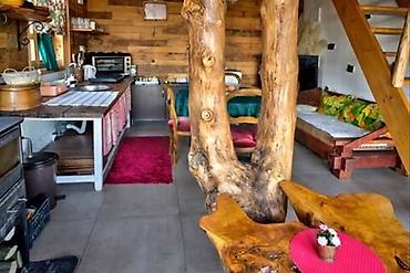 Kuće na prodaju: 280 kv. m, 10 soba — 11