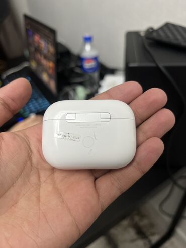 нокиа 150: AirPods pro 2
100% оригинал
Без коробки.
150$