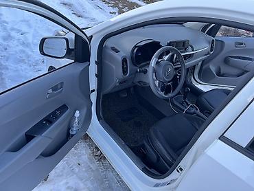 kia morning 2017: Kia Morning: 2017 г., 1 л, Автомат, Бензин, Хэтчбэк — 5