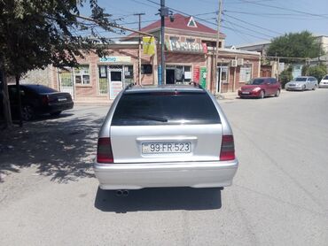 mercedes kredit: Mercedes-Benz 220: 2.2 l | 1999 il Universal