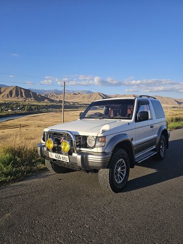 авто в рассрочку лизинг: Mitsubishi Pajero: 1992 г., 2.5 л, Автомат, Дизель, Внедорожник