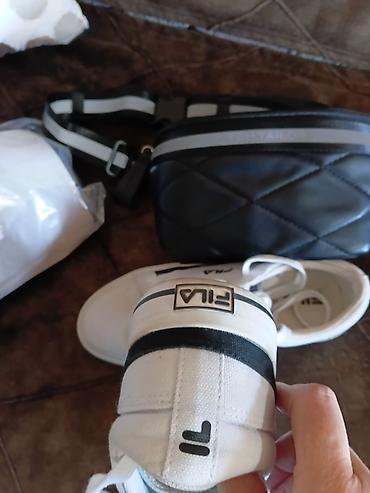 Patike: Fila ženske patike – klasičan model od platna - Brend: Fila - Boja — 12