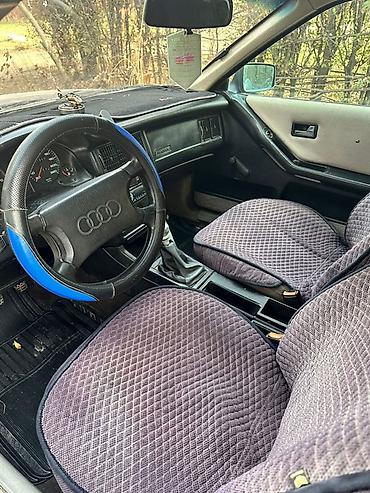 Audi: Audi 80: 1991 г., Седан — 10