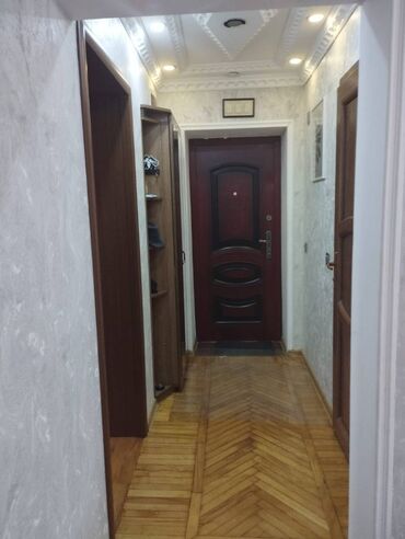 Köhnə tikili: Bakı, 3 otaqlı, Köhnə tikili, m. İnşaatçılar, 72 kv. m — 9