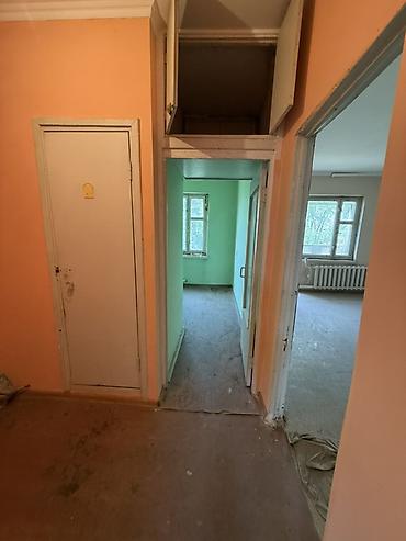 село ананьево: 3 комнаты, 63 м², 105 серия, 5 этаж, Требуется ремонт — 3