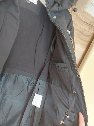 Kurtkalar: Teze kurtka .razmer 10 - 11-14 yasa uygun olar . hediyye alinib.boyuk — 12