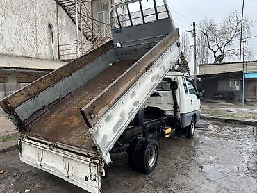 Другие детали салона: Hyundai — портер 1) Состояние хорошая 2001 года Объем 2,5 дизель — 6