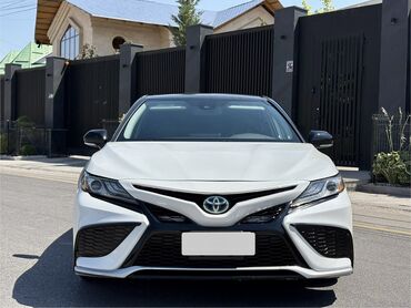 машины за 6000 долларов: Toyota Camry: 2022 г., 2.5 л, Автомат, Бензин, Седан