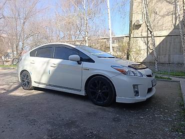 Toyota: Toyota Prius: 2011 г., Гибрид at lalafo.kg — 2 Toyota: Toyota Prius: 2011 г., Гибрид — 2