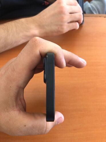айфон 13 про бу: IPhone 14, 128 GB, Qara, Face ID