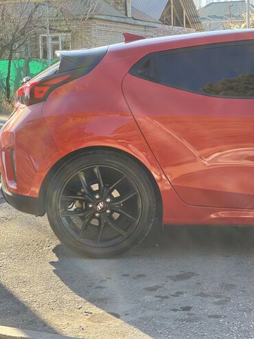 Hyundai: Hyundai Veloster: 2018 г., 2 л, Автомат, Бензин, Хэтчбэк — 5