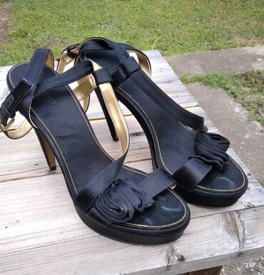 donji veš novi sad: Sandale, Nine West, 38